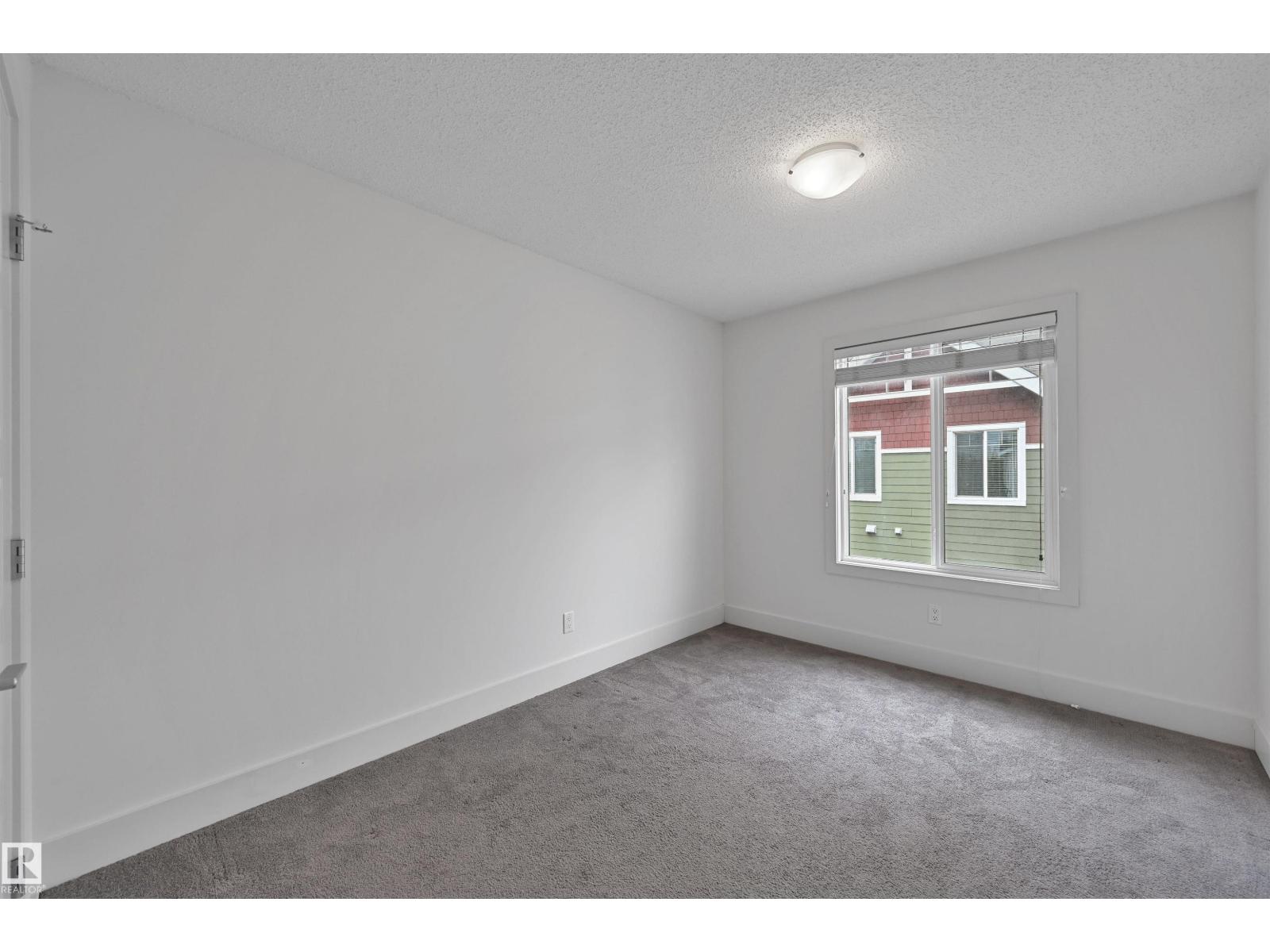 Photo 10 of 41 2003 Rabbit Hill Rd Nw, Edmonton AB