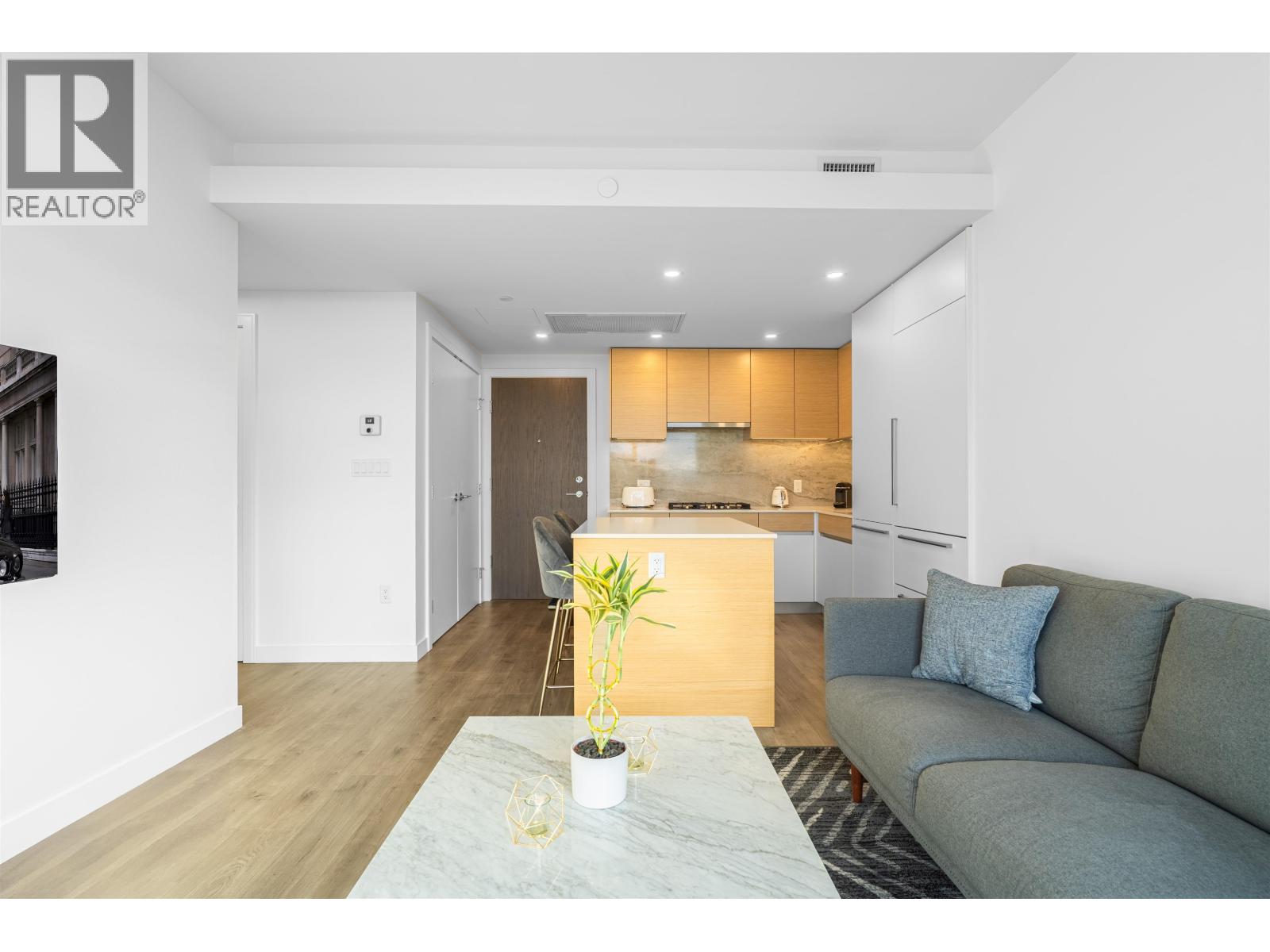 1107 200 KLAHANIE COURT, West Vancouver