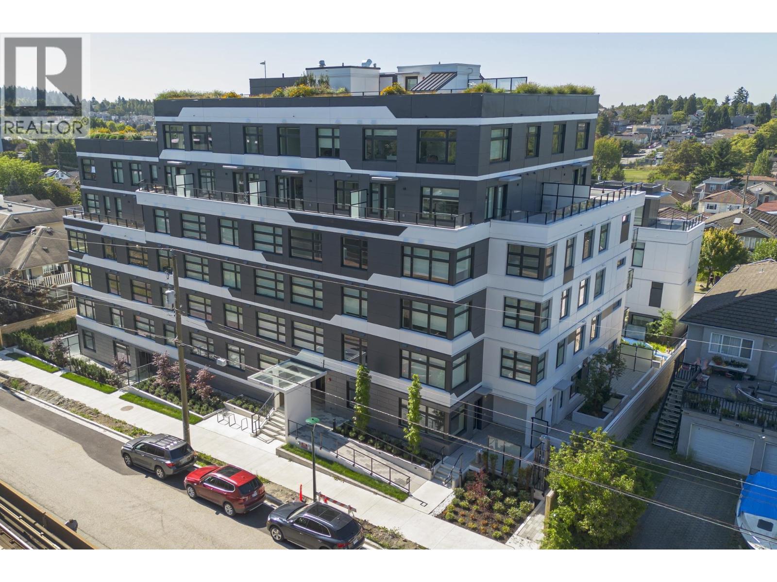 Photo 24 of 206 3264 Vanness Avenue, Vancouver BC