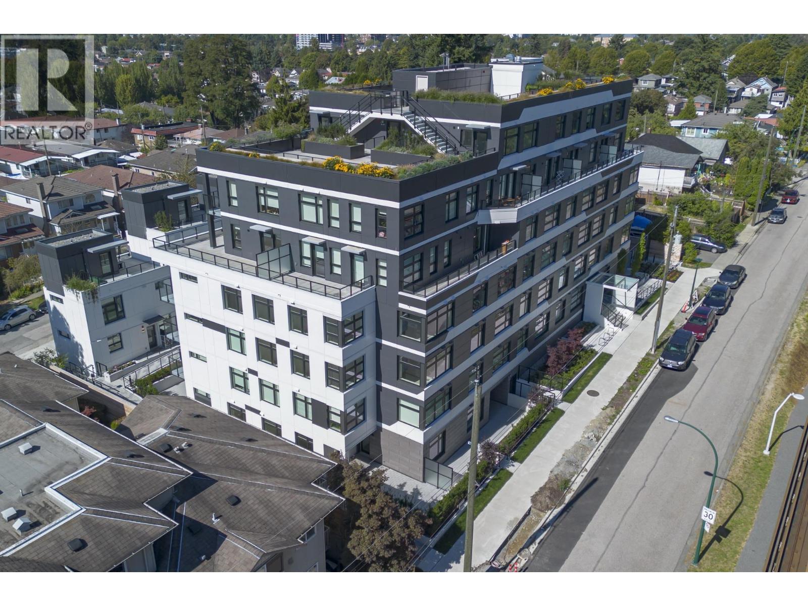 Photo 19 of 206 3264 Vanness Avenue, Vancouver BC