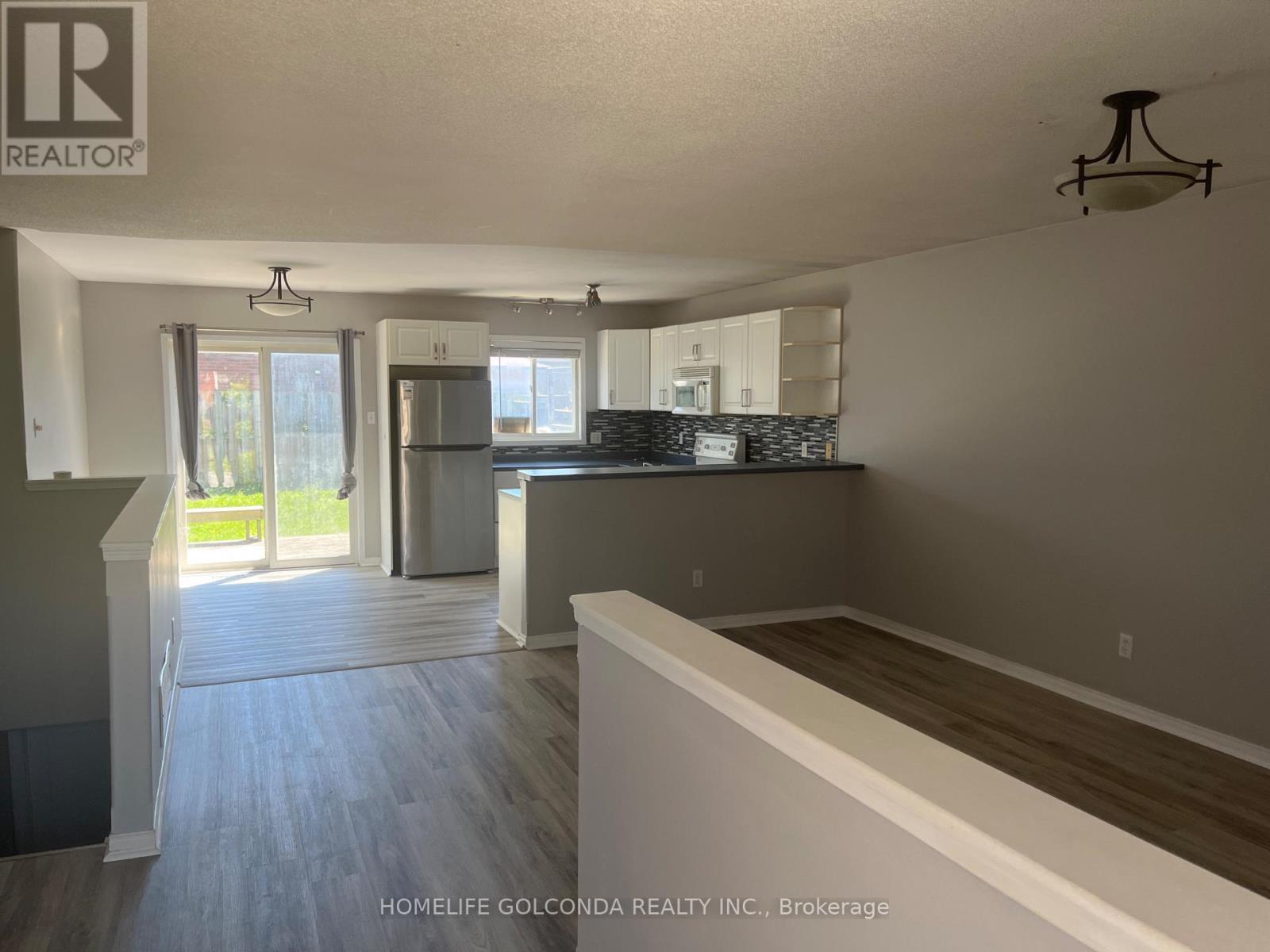Photo 16 of Upper 179 Hanmer Street E, Barrie ON