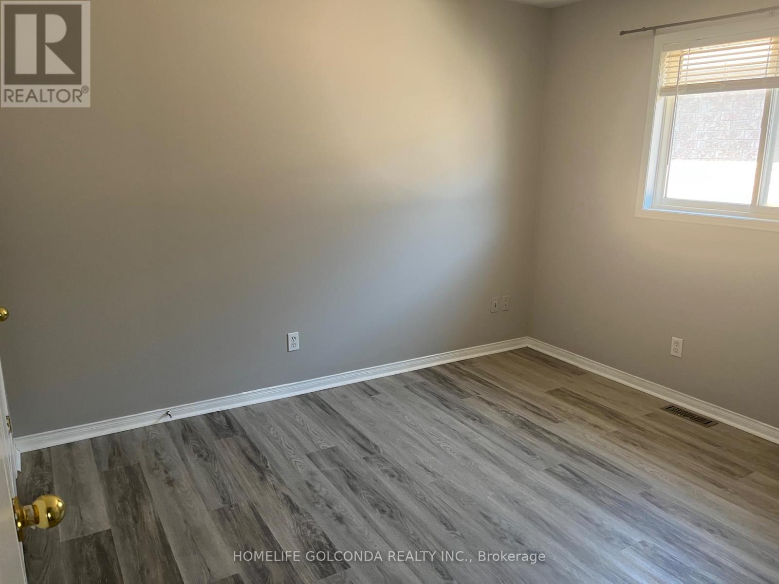Photo 8 of Upper 179 Hanmer Street E, Barrie ON