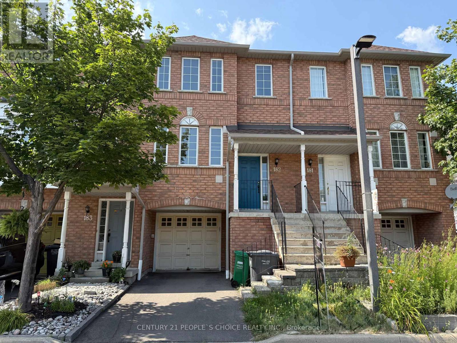 Photo 1 of 182 80 Acorn Place, Mississauga ON