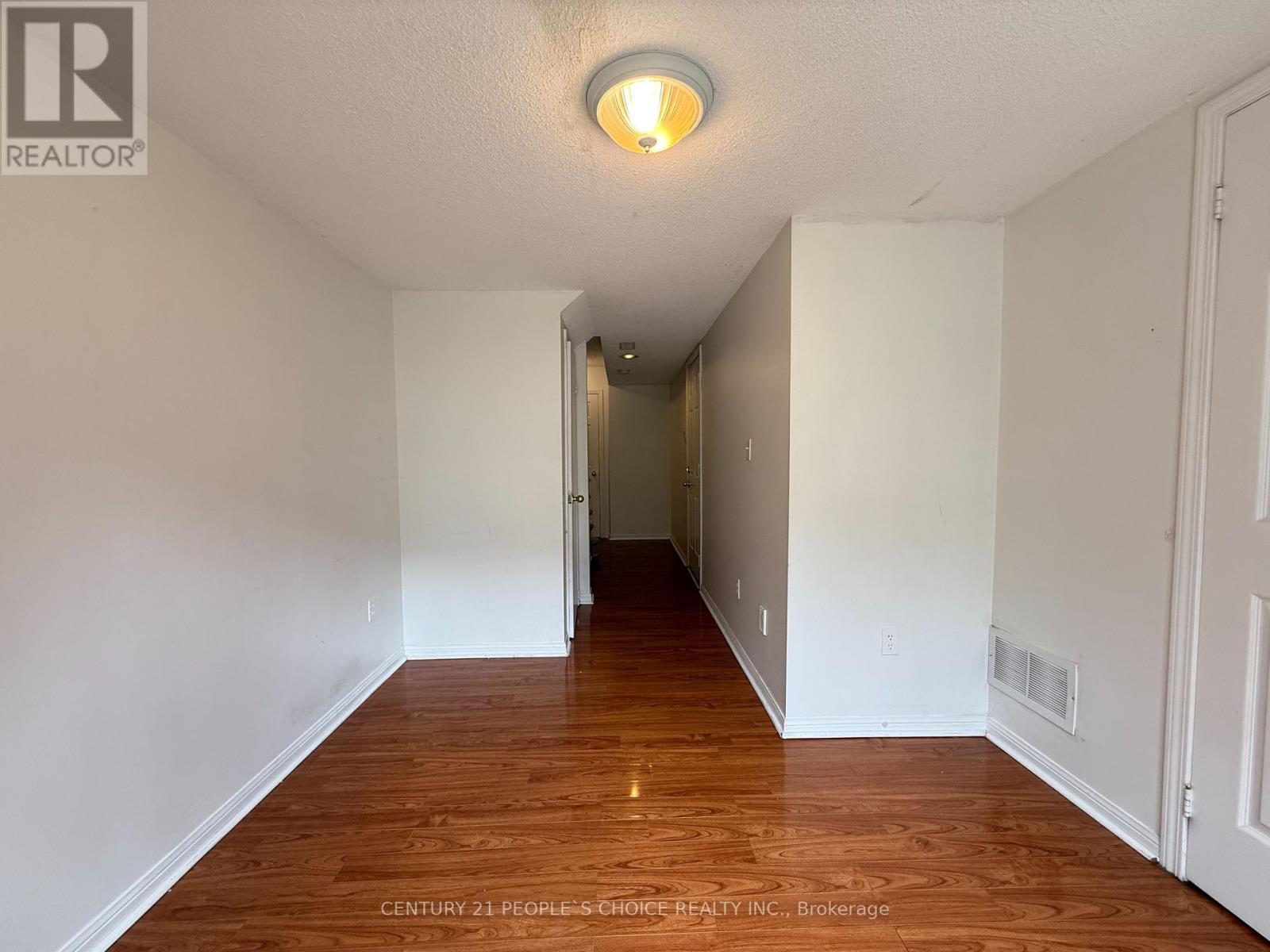Photo 10 of 182 80 Acorn Place, Mississauga ON