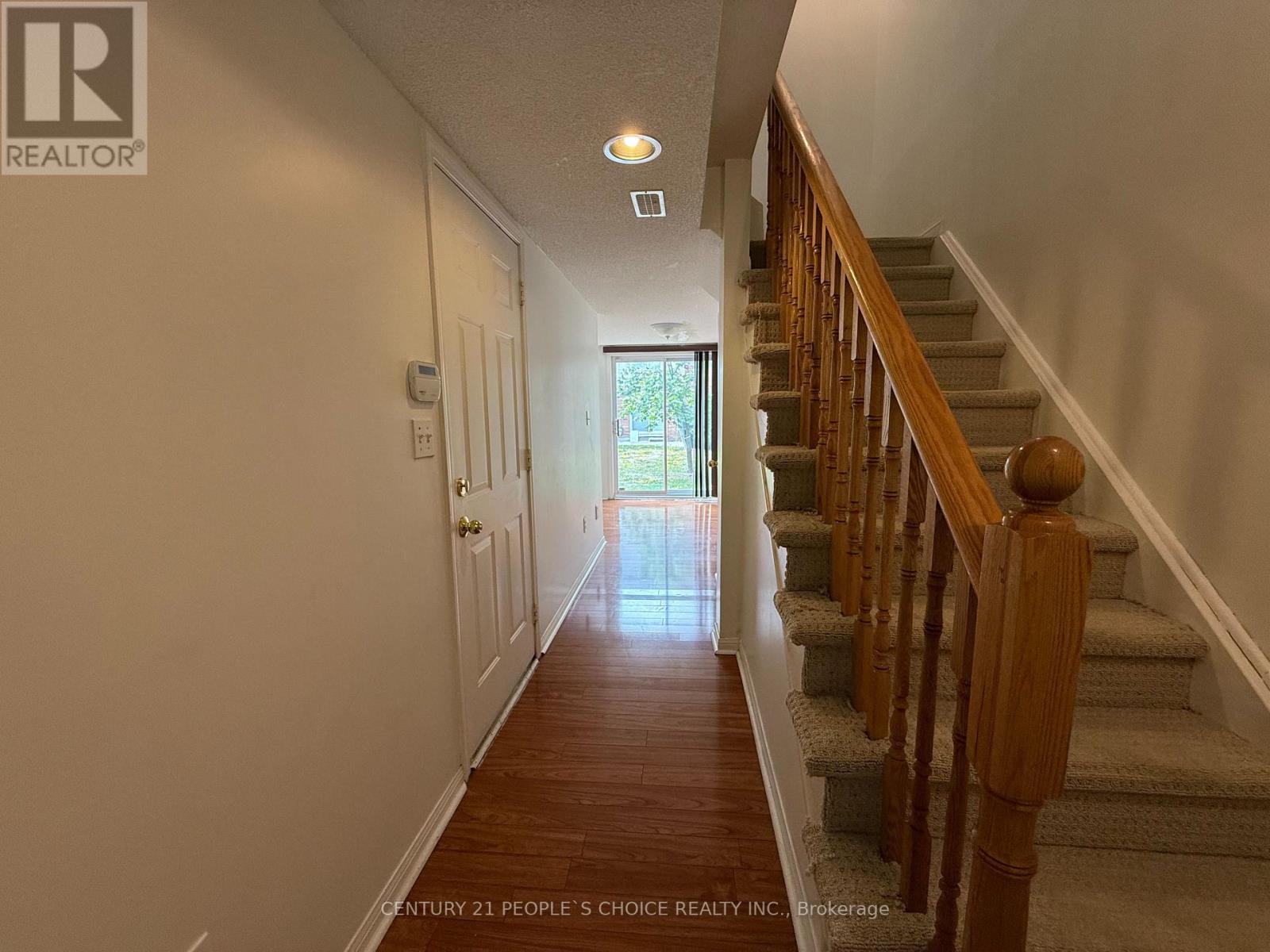 Photo 3 of 182 80 Acorn Place, Mississauga ON
