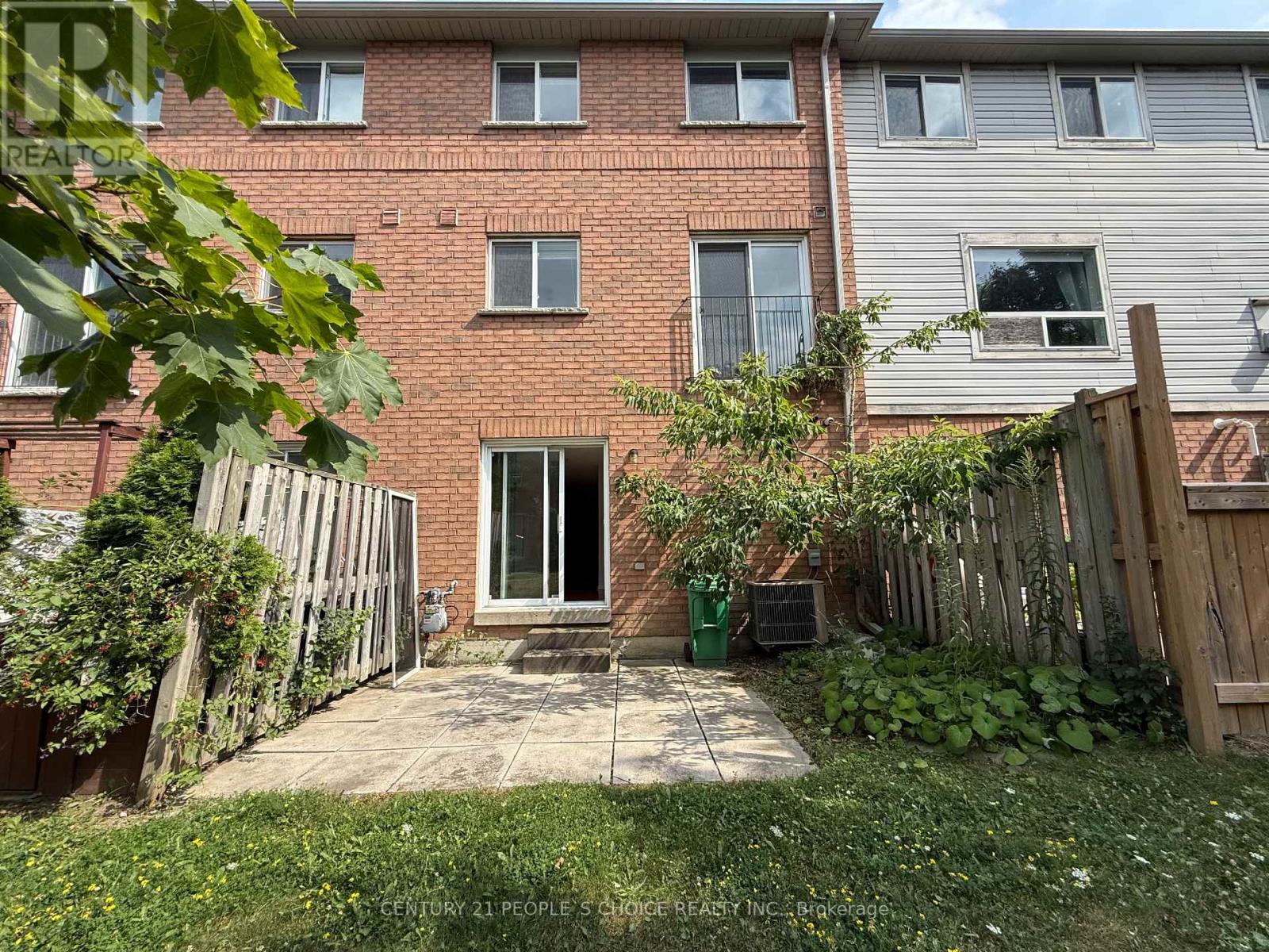 Photo 12 of 182 80 Acorn Place, Mississauga ON