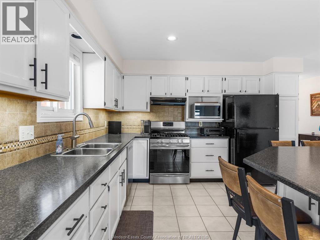 Photo 46 of 480 Delaware Avenue, Lasalle ON