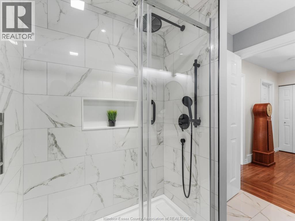 Photo 20 of 480 Delaware Avenue, Lasalle ON
