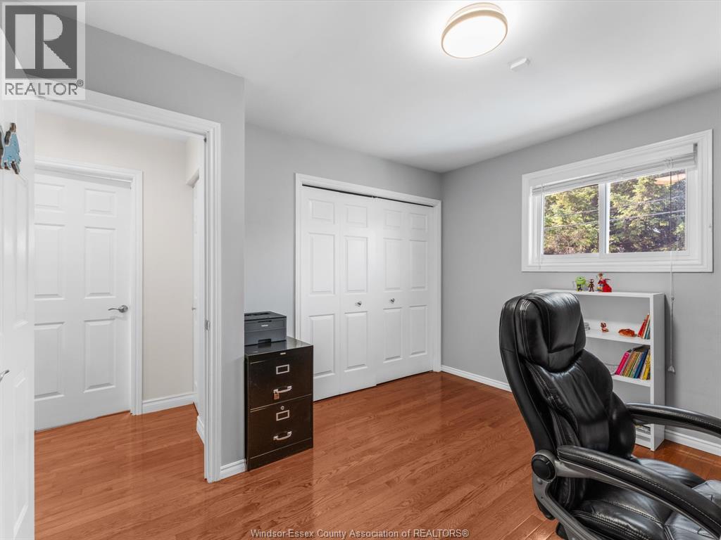 Photo 10 of 480 Delaware Avenue, Lasalle ON