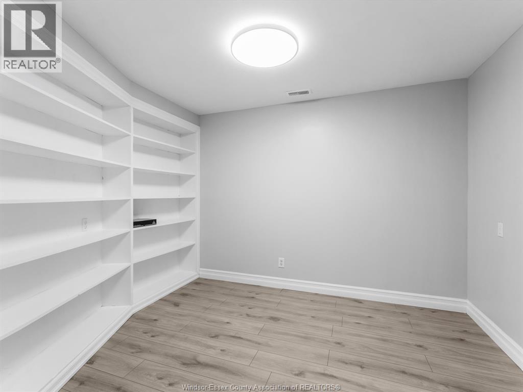 Photo 30 of 480 Delaware Avenue, Lasalle ON
