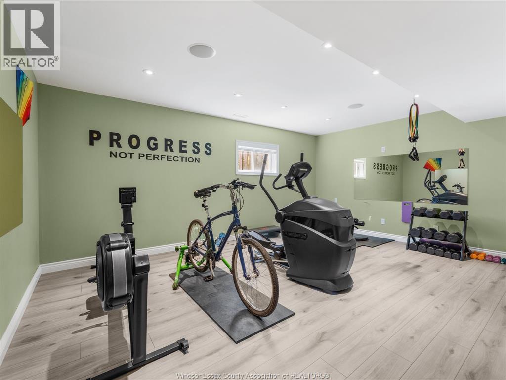 Photo 32 of 480 Delaware Avenue, Lasalle ON