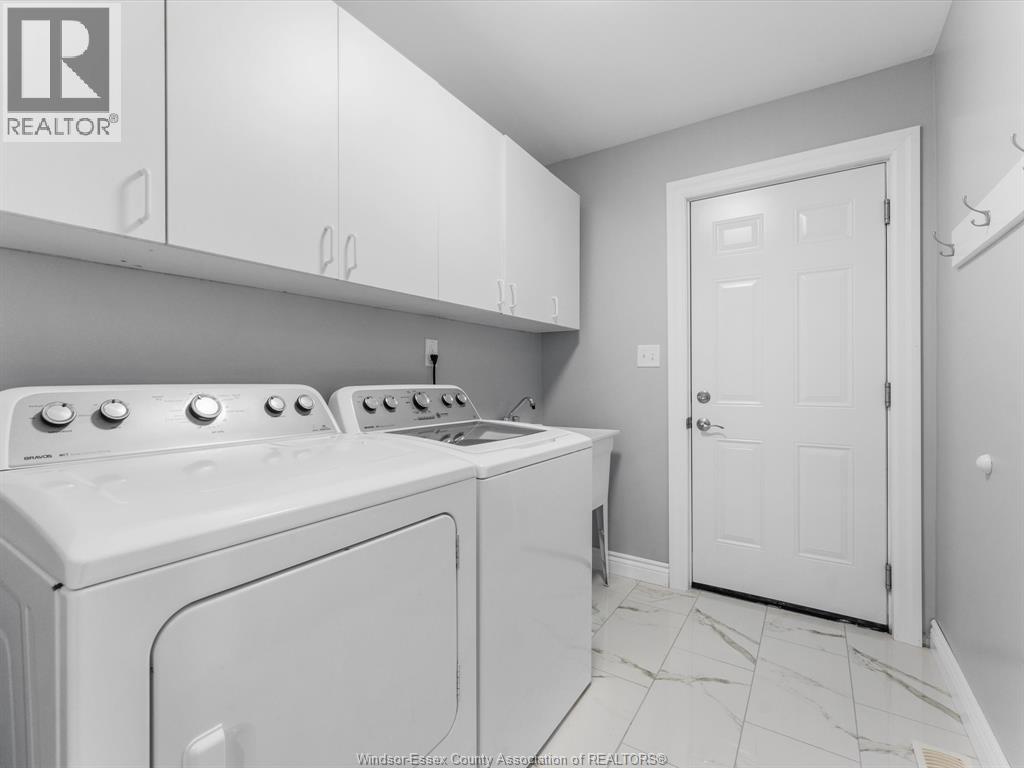 Photo 34 of 480 Delaware Avenue, Lasalle ON