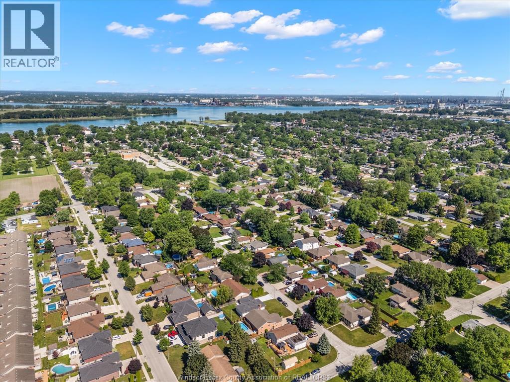 Photo 17 of 480 Delaware Avenue, Lasalle ON