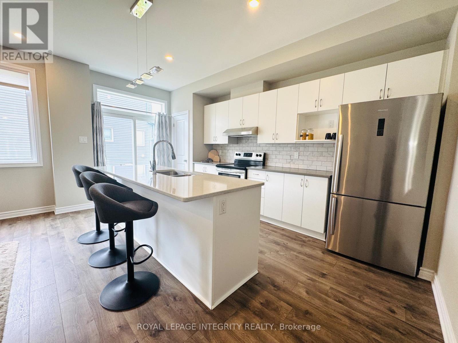 Photo 16 of 158 Bandelier Way, Ottawa ON