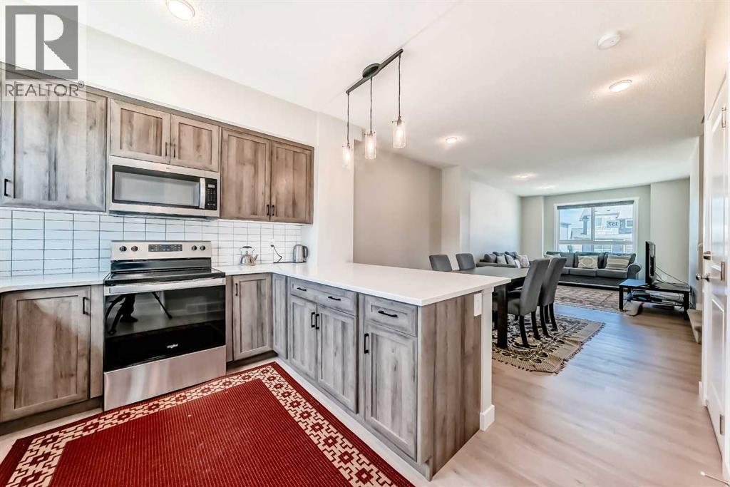 Photo 20 of 157 Belmont Drive Sw, Calgary AB