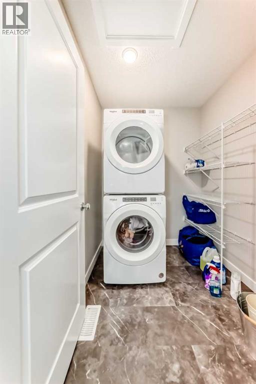 Photo 1 of 157 Belmont Drive Sw, Calgary AB