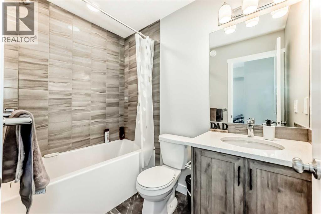 Photo 42 of 157 Belmont Drive Sw, Calgary AB