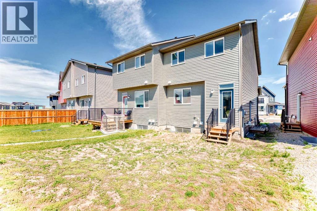 Photo 22 of 157 Belmont Drive Sw, Calgary AB