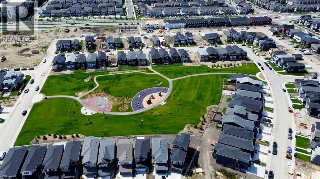 Photo 6 of 157 Belmont Drive Sw, Calgary AB