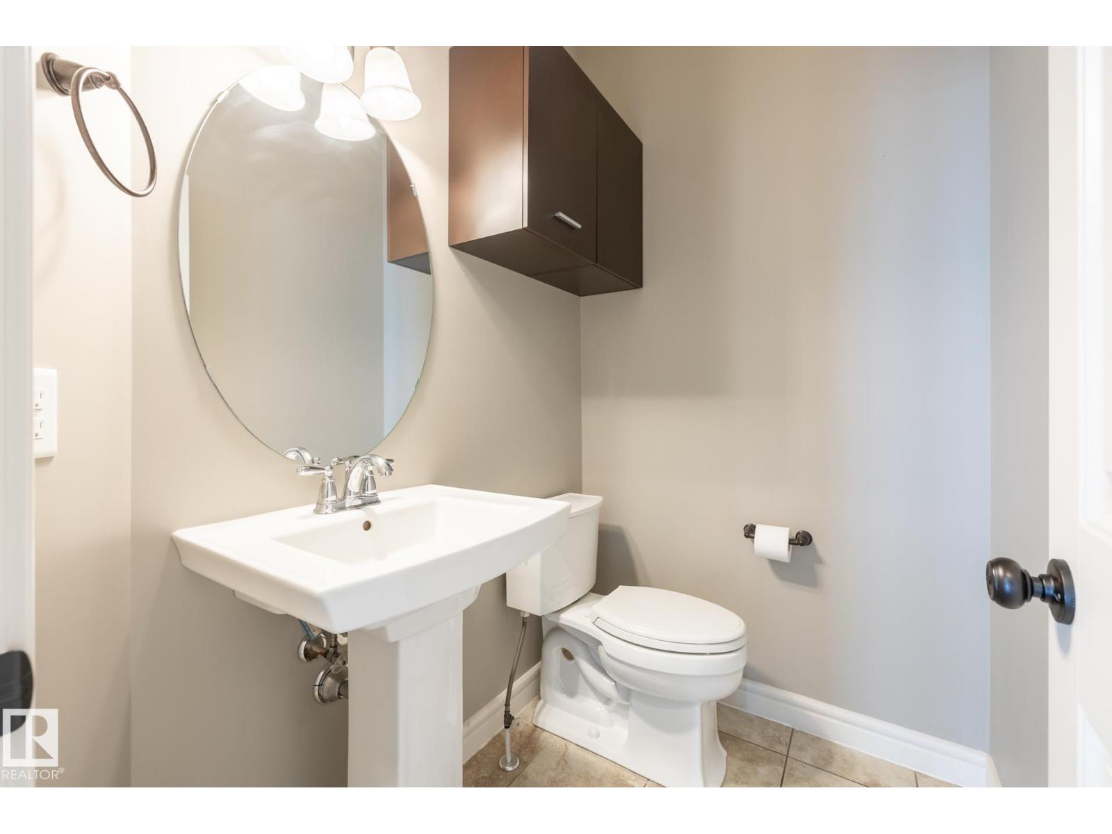 Photo 10 of 18003 77 St Nw, Edmonton AB