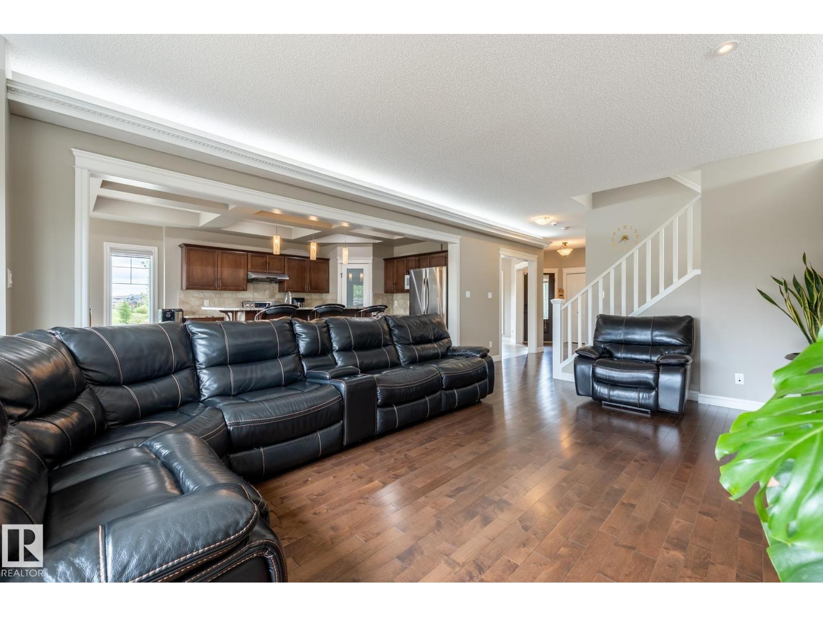 Photo 14 of 18003 77 St Nw, Edmonton AB