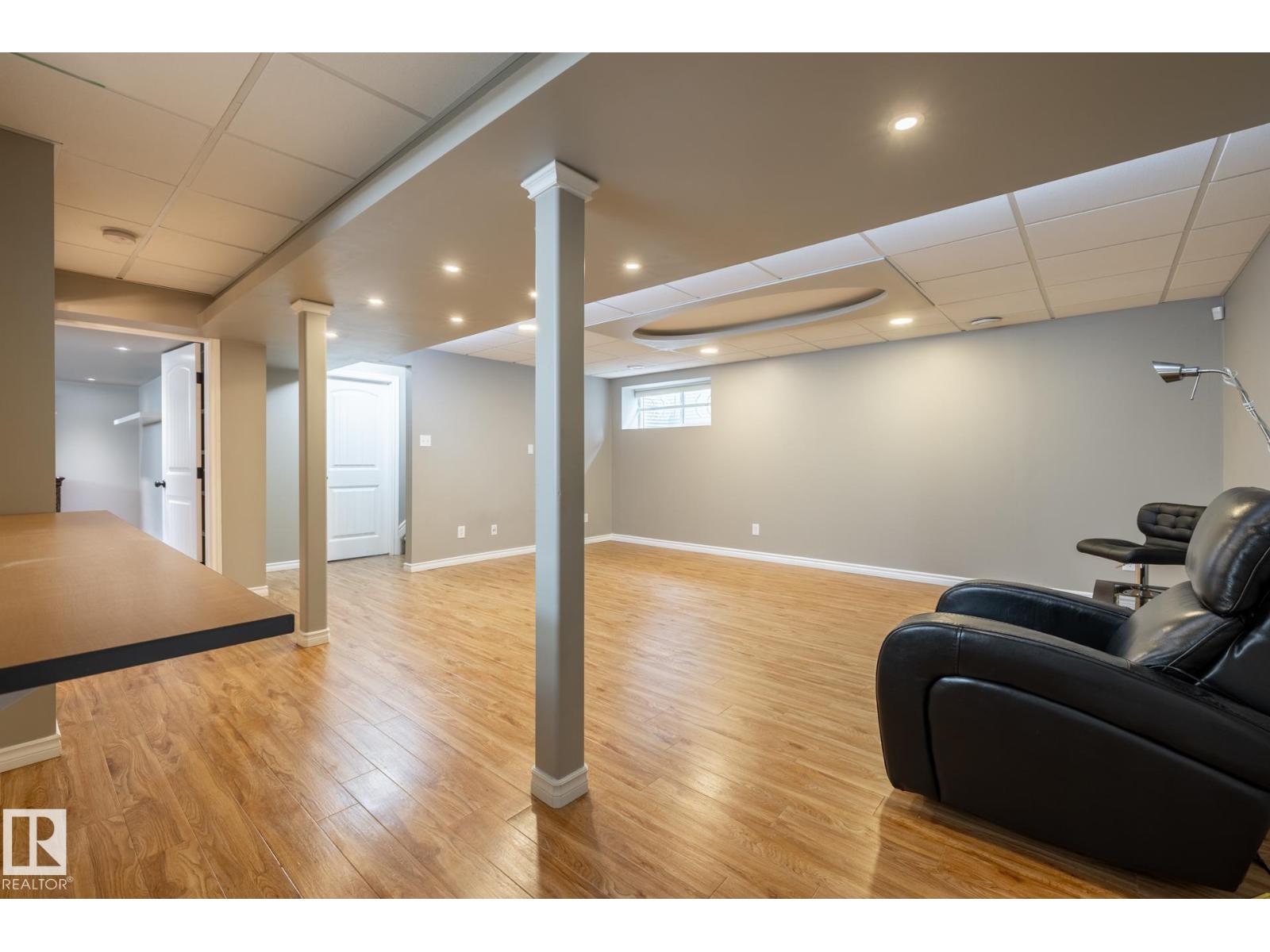 Photo 37 of 18003 77 St Nw, Edmonton AB
