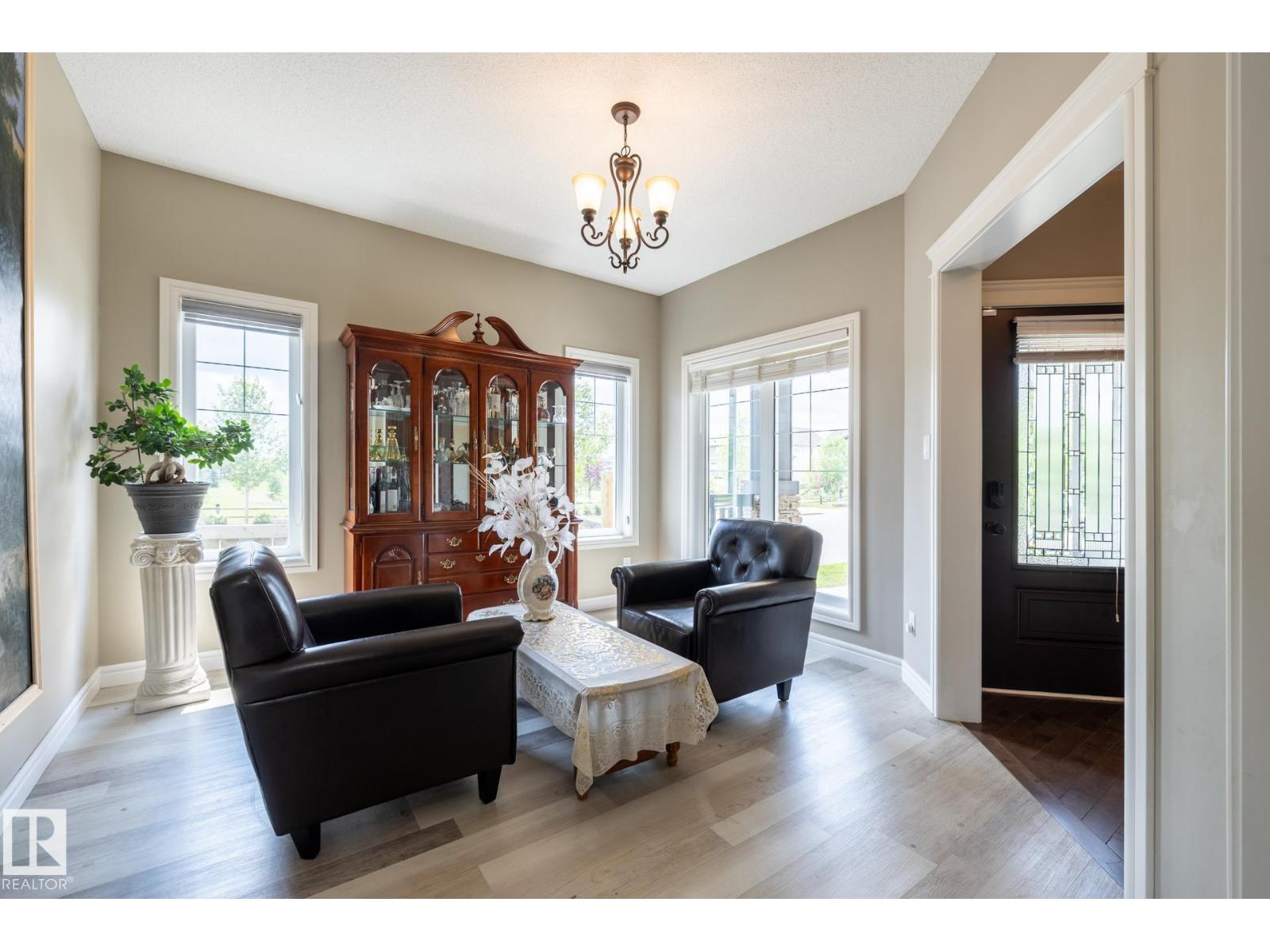 Photo 5 of 18003 77 St Nw, Edmonton AB