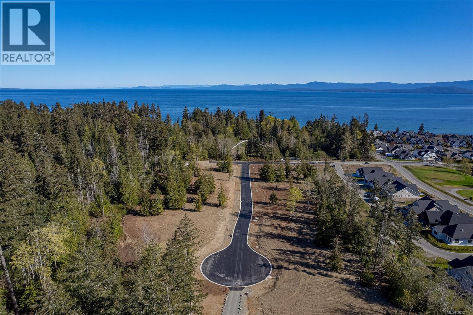 Photo 5 of Sl 11 Camassia Close, Qualicum Beach BC