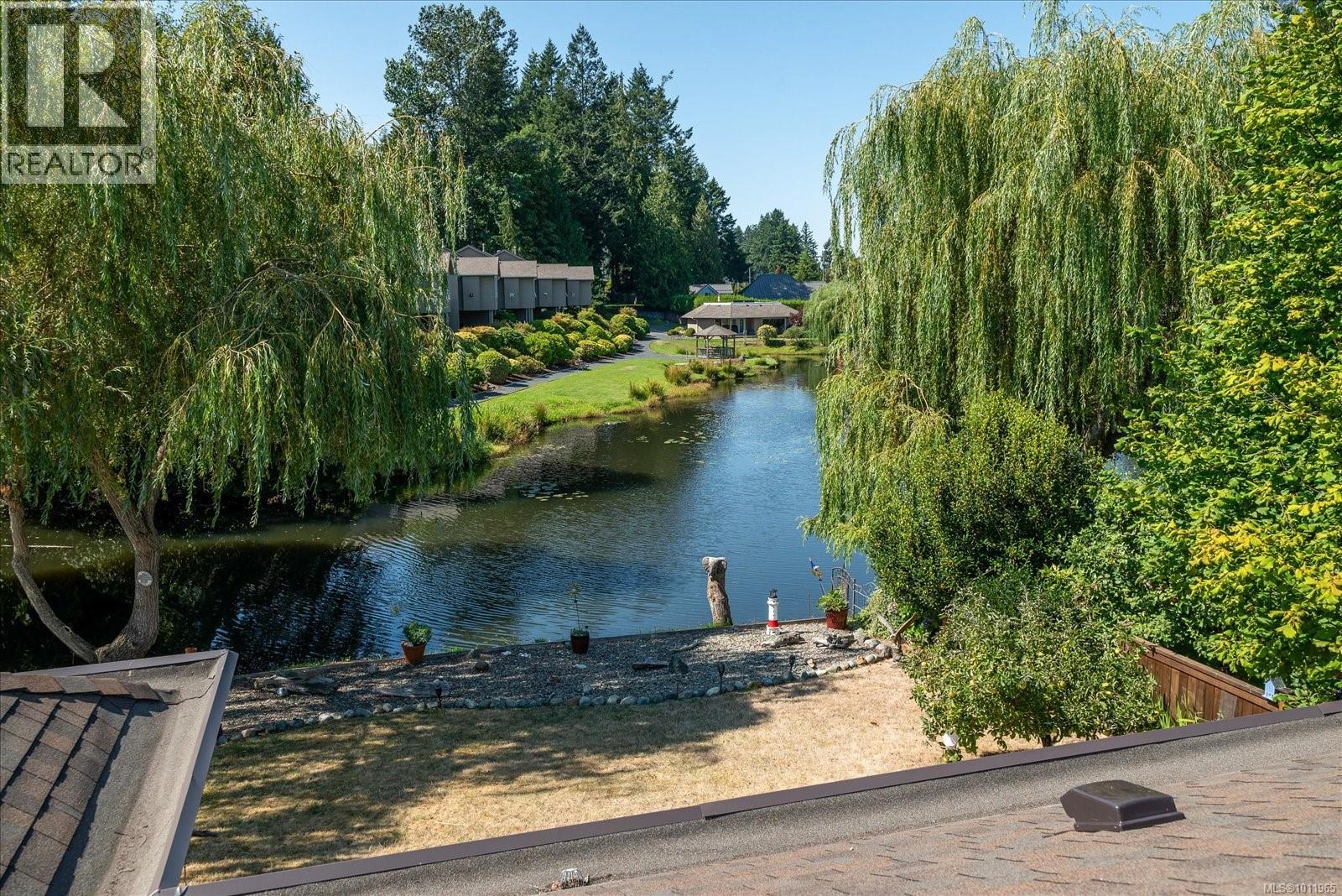 Photo 42 of 530 Dalmatian Dr, French Creek BC