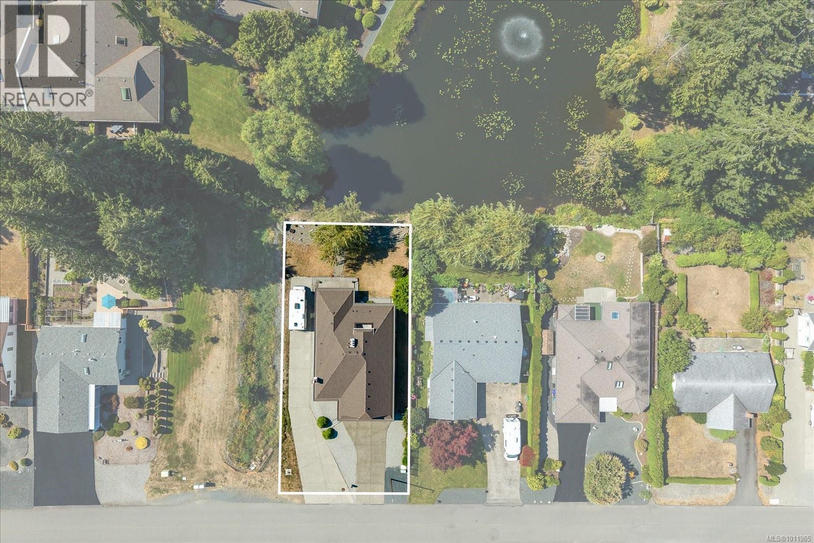 Photo 7 of 530 Dalmatian Dr, French Creek BC