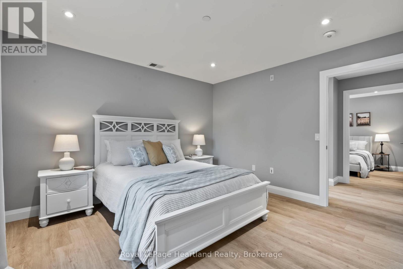 Photo 5 of 406 187 Victoria Street W, North Huron ON