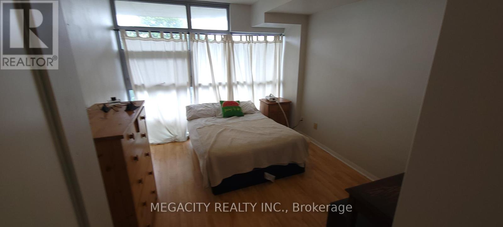 Photo 13 of 401 2464 Weston Road, Toronto ON