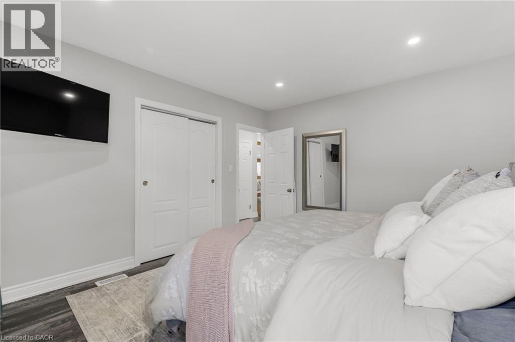 Photo 36 of 4382 Central Avenue, Beamsville ON