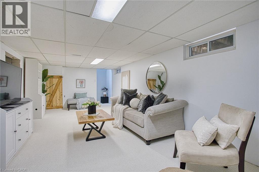 Photo 19 of 4382 Central Avenue, Beamsville ON