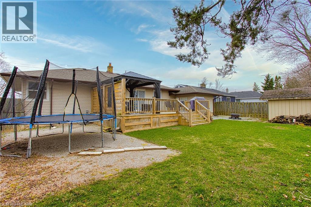 Photo 25 of 4382 Central Avenue, Beamsville ON