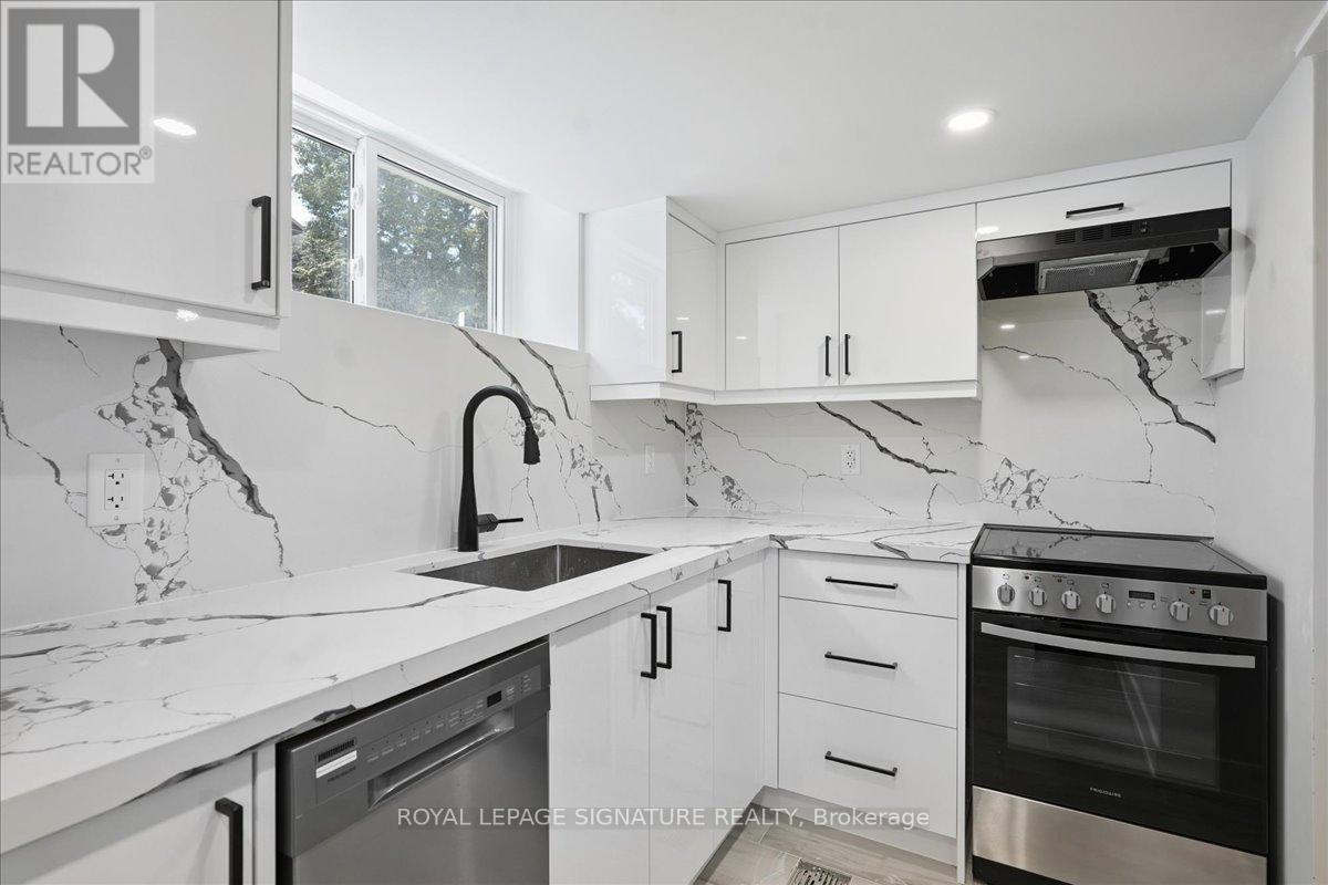 Photo 9 of Bsmt 1 647 Shaw Street, Toronto ON
