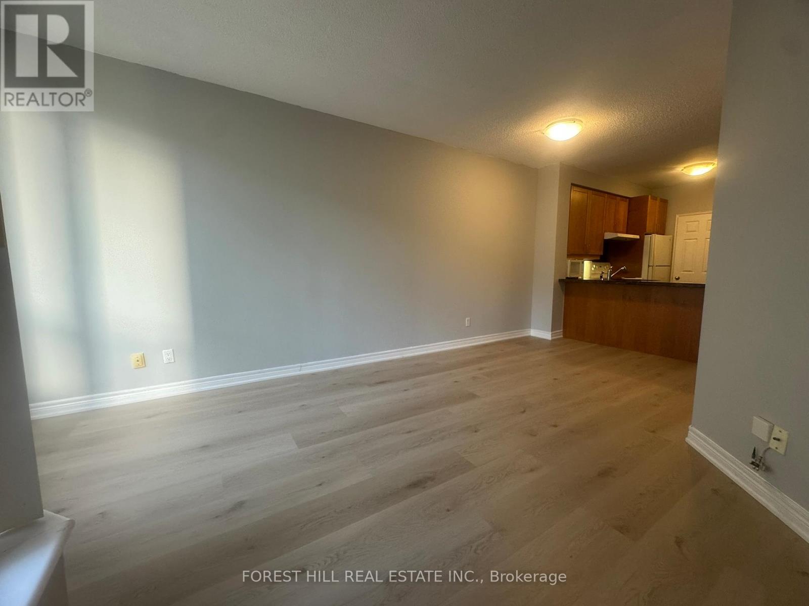 Photo 14 of 605 55 Bloor Street E, Toronto ON