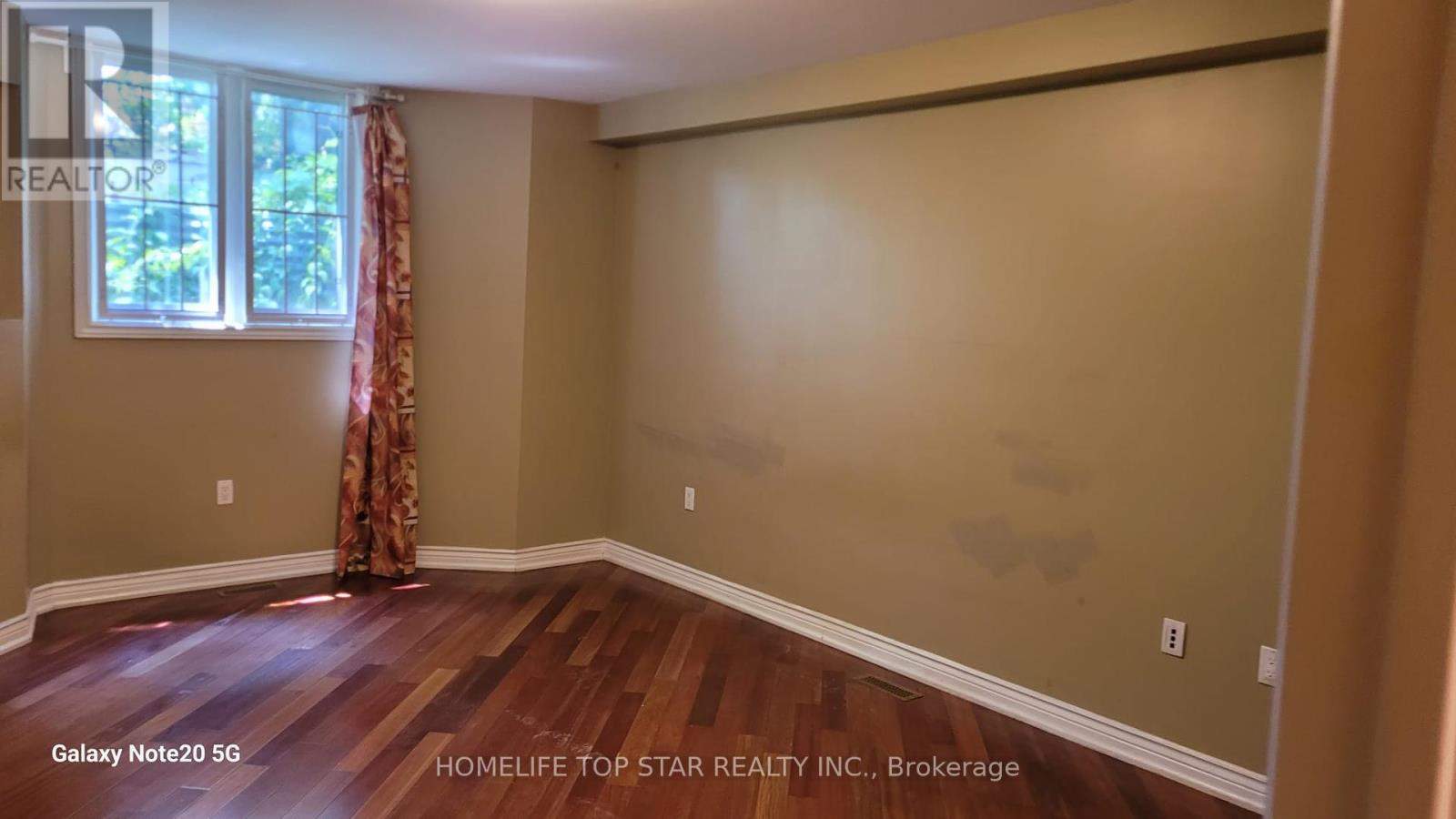 Photo 1 of 292 Rouge Hills Drive, Toronto ON