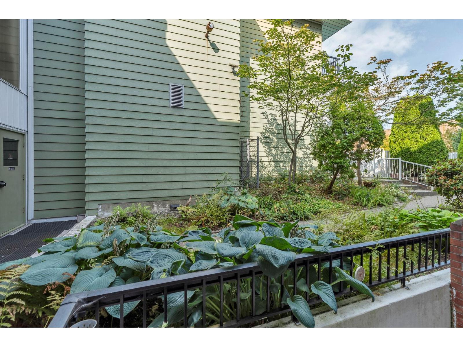 Photo 15 of 109 A 8635 120 Street, Delta BC