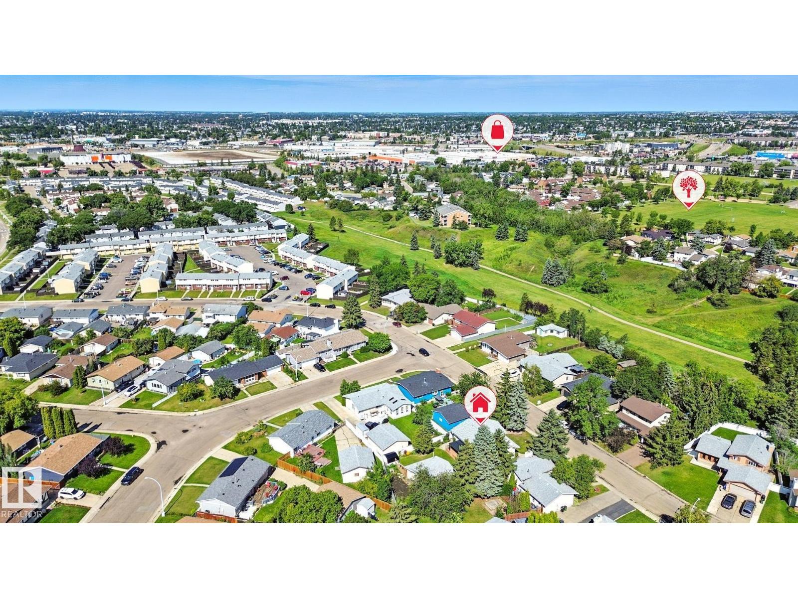 Photo 31 of 138 Harrison Dr Nw, Edmonton AB