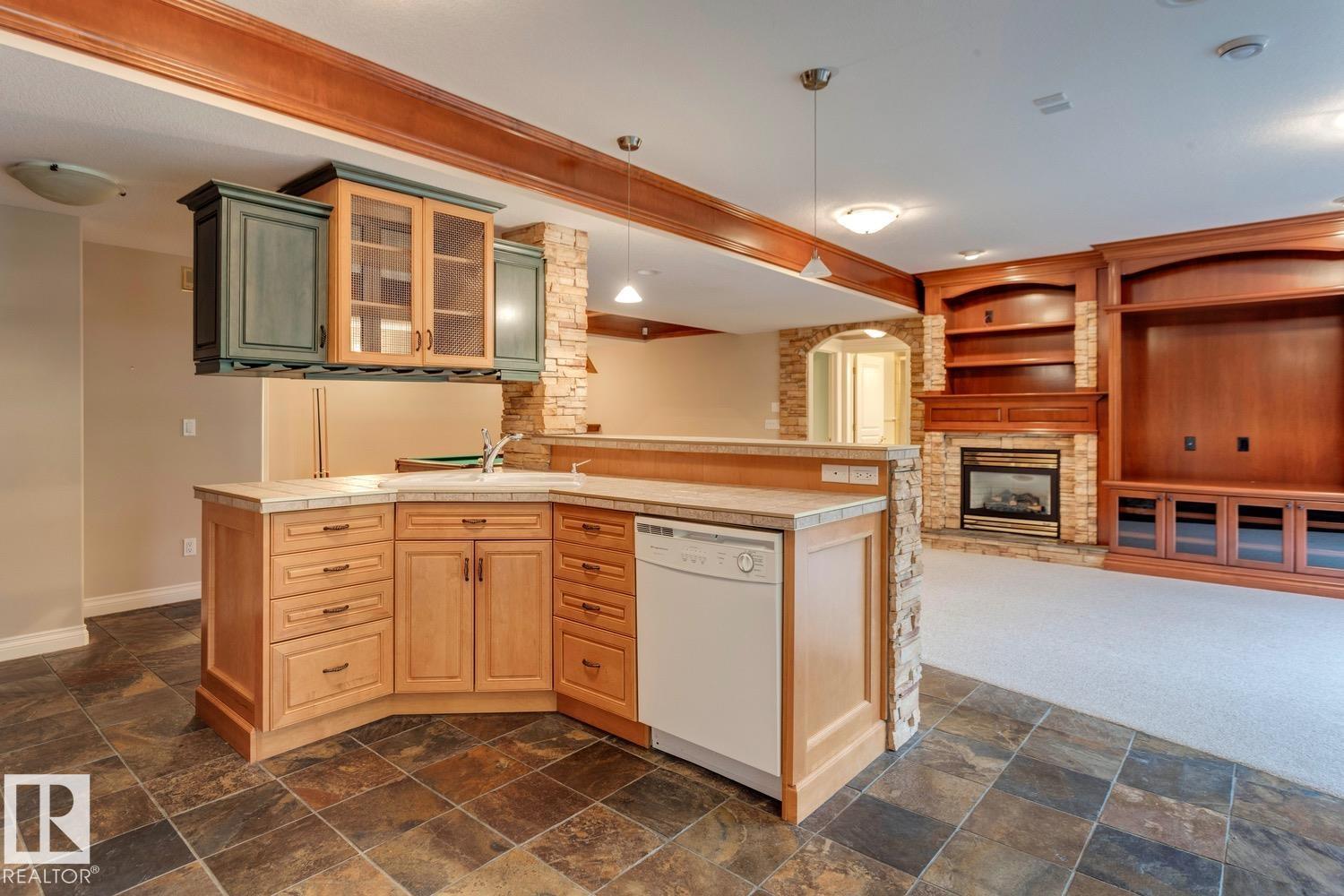 Photo 65 of 957 Hollingsworth Bn Nw, Edmonton AB