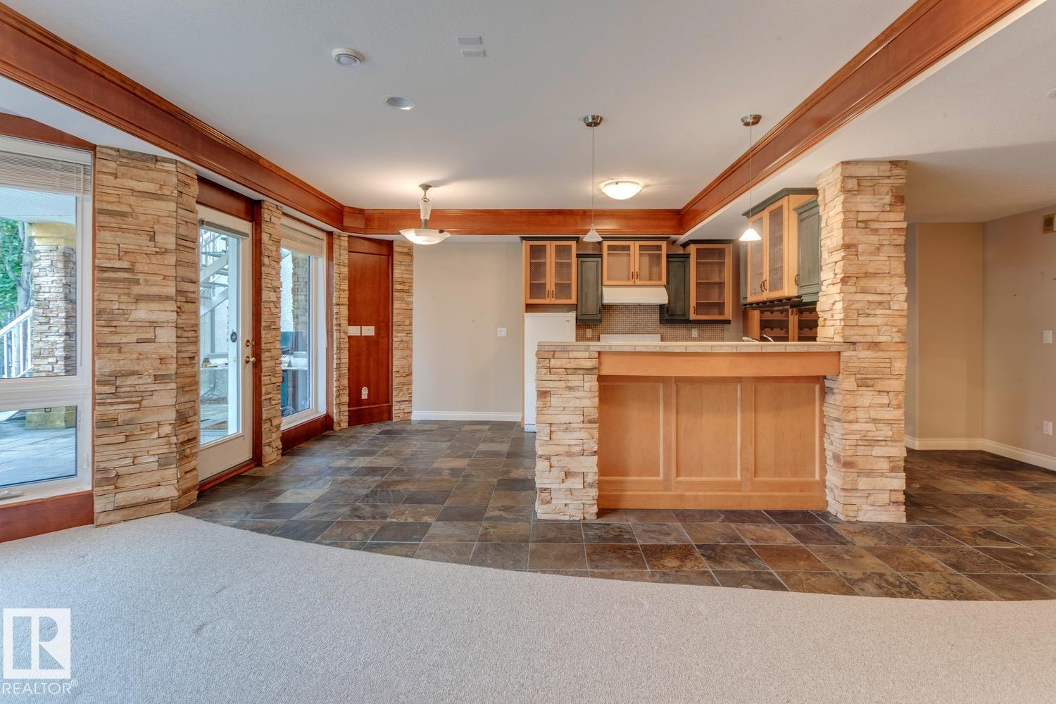 Photo 53 of 957 Hollingsworth Bn Nw, Edmonton AB