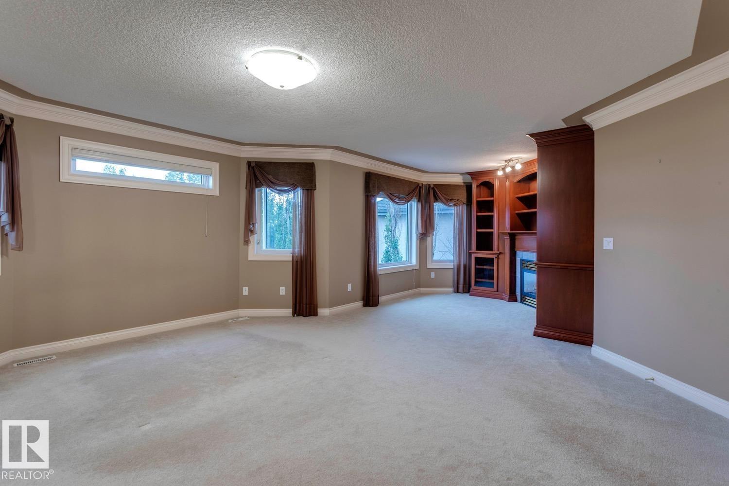 Photo 11 of 957 Hollingsworth Bn Nw, Edmonton AB