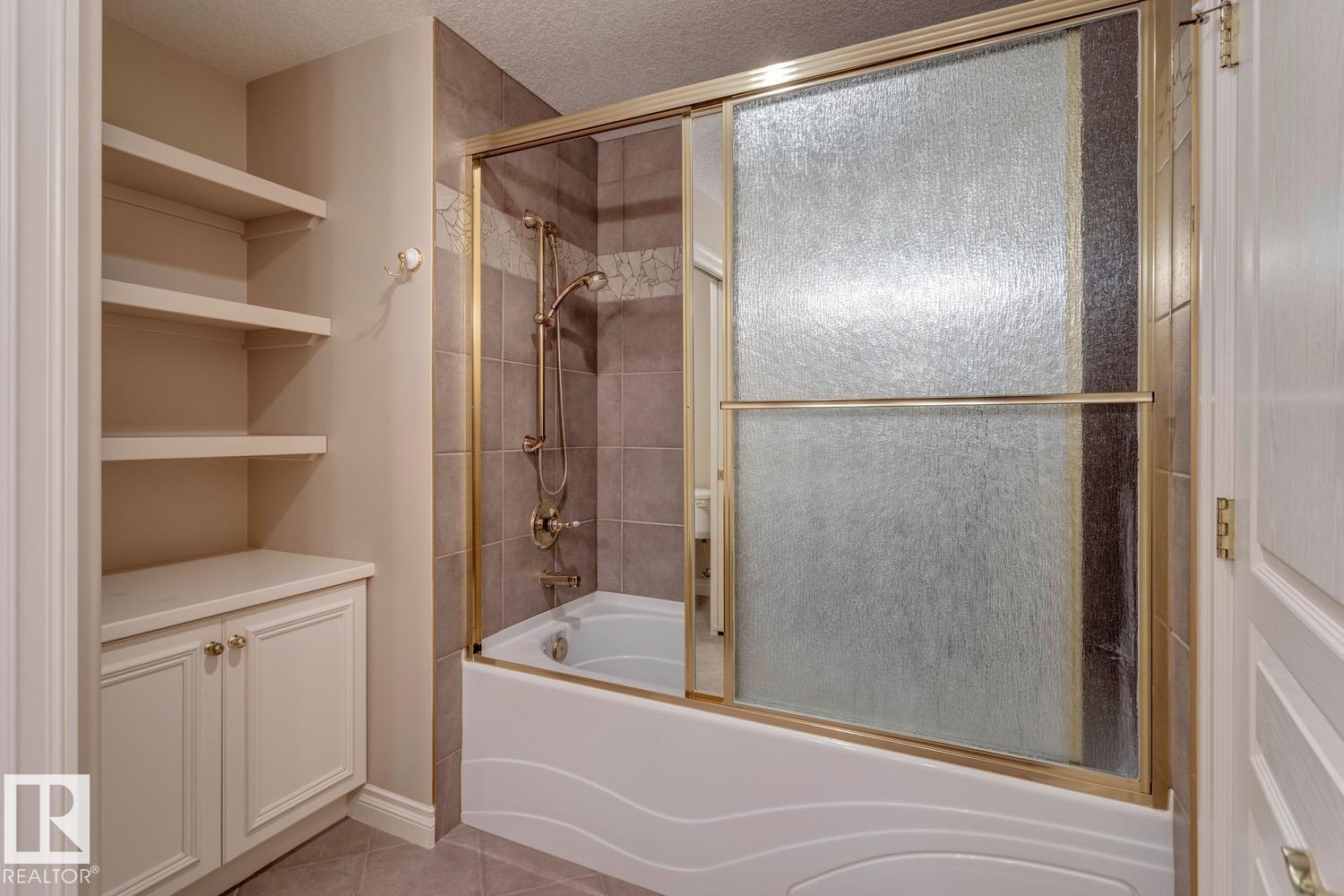 Photo 50 of 957 Hollingsworth Bn Nw, Edmonton AB
