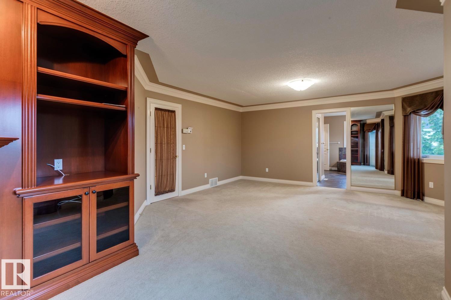 Photo 9 of 957 Hollingsworth Bn Nw, Edmonton AB