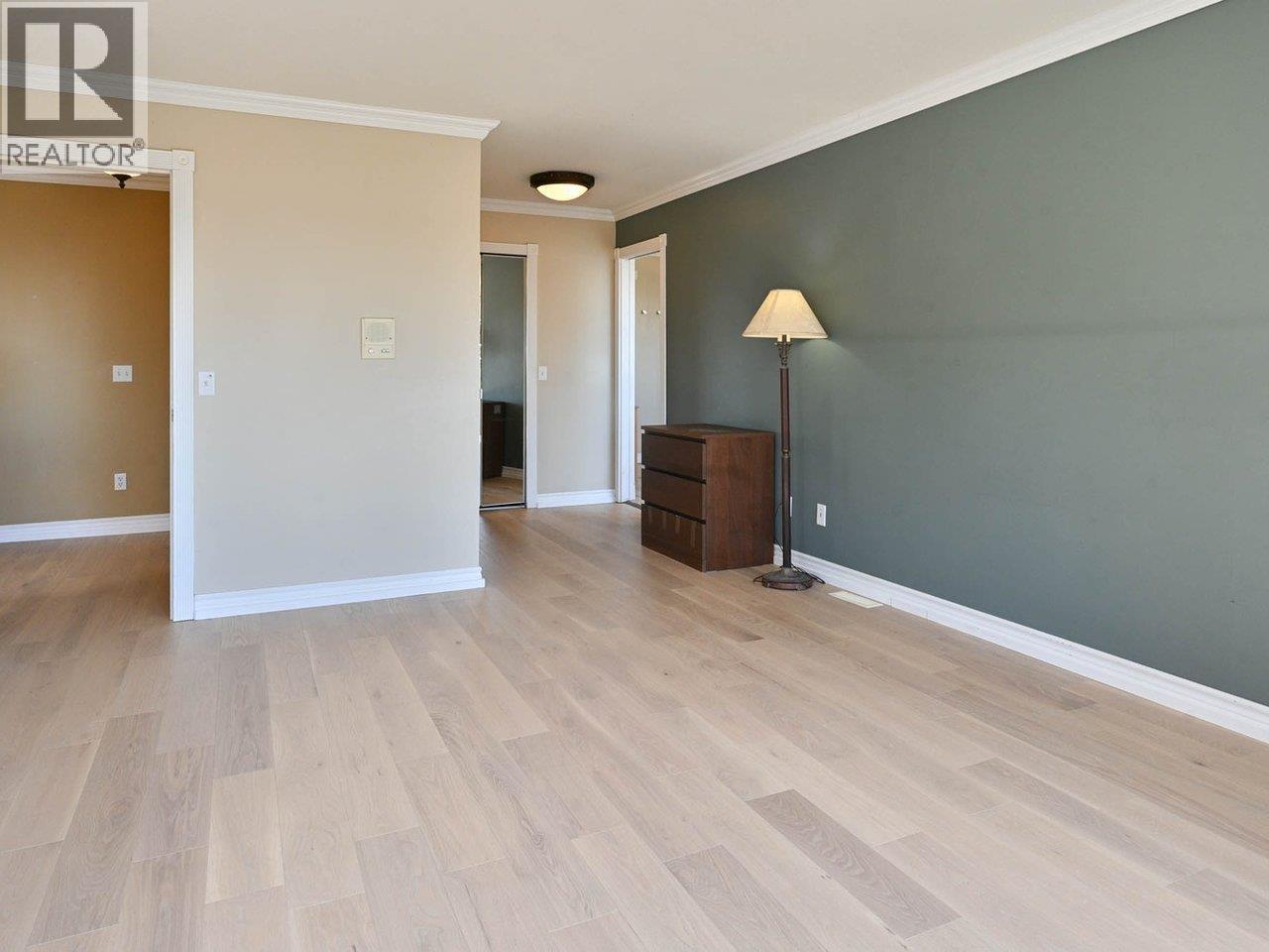 Photo 9 of 1422 Magnolia Place, Coquitlam BC