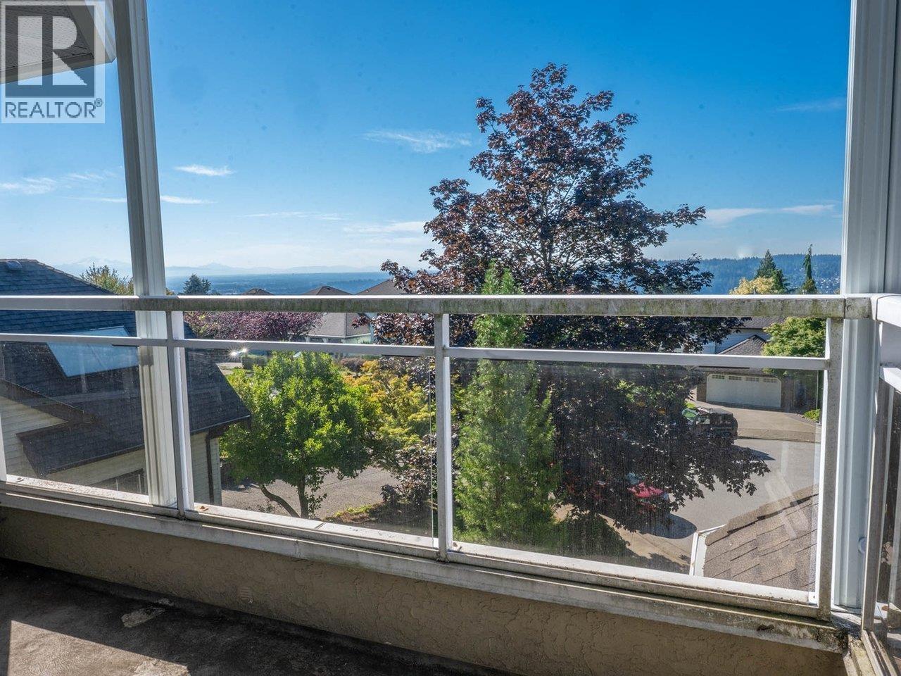 Photo 37 of 1422 Magnolia Place, Coquitlam BC
