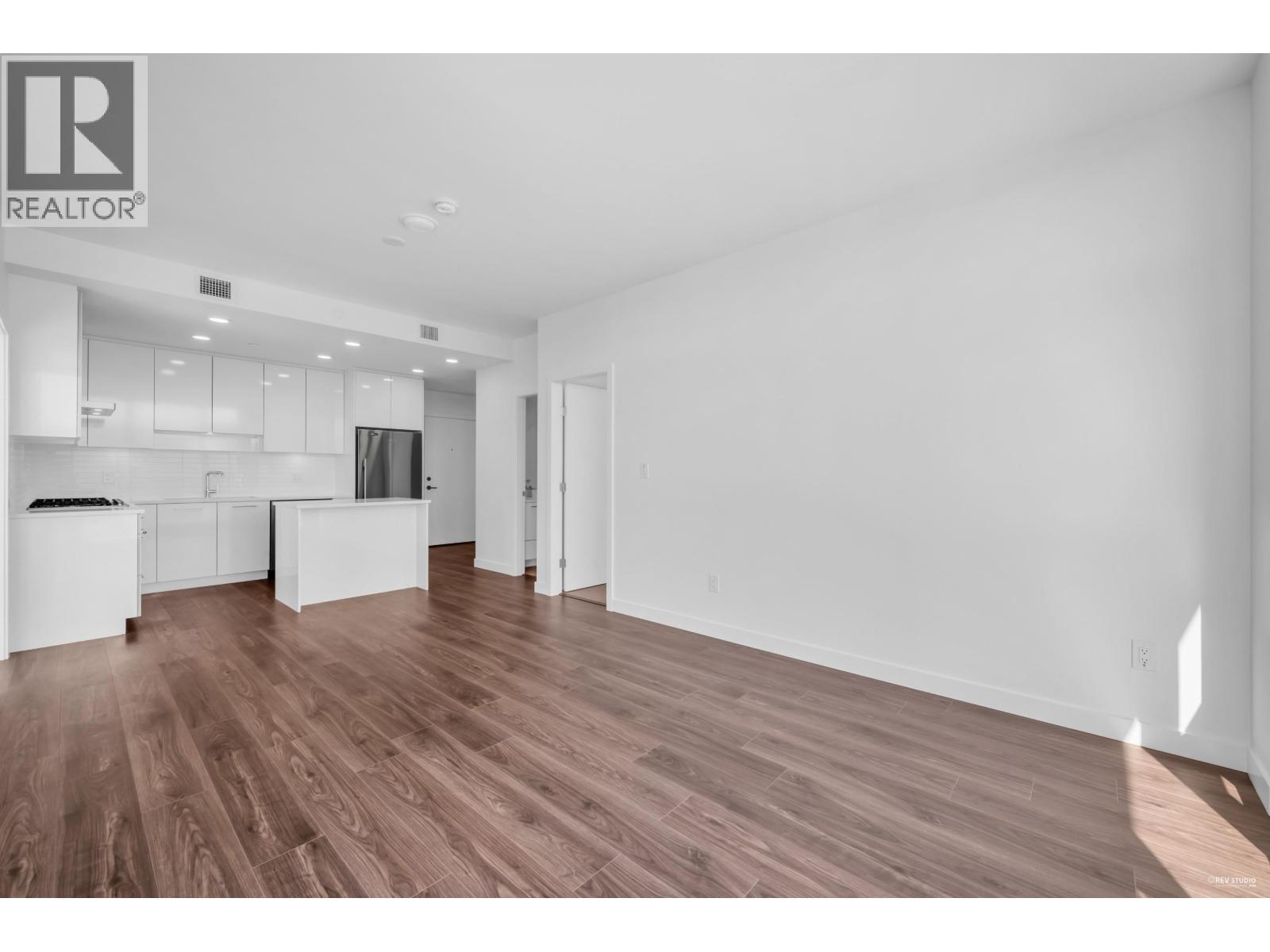 Photo 10 of 4203 518 Clarke Road, Coquitlam BC