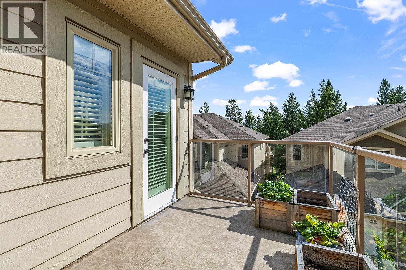 6 2283 Shannon Heights Court, West Kelowna