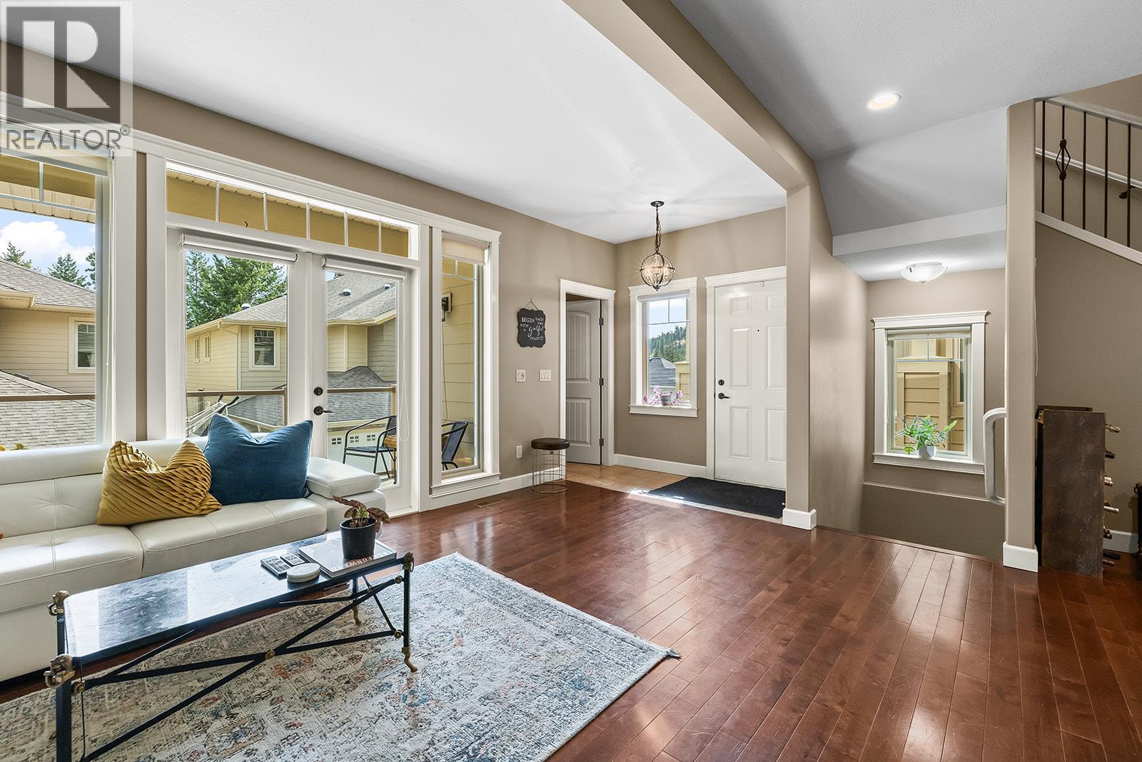 6 2283 Shannon Heights Court, West Kelowna